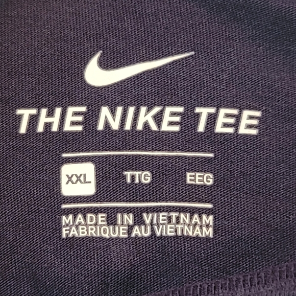 Nike Tee - Picture 5 of 9